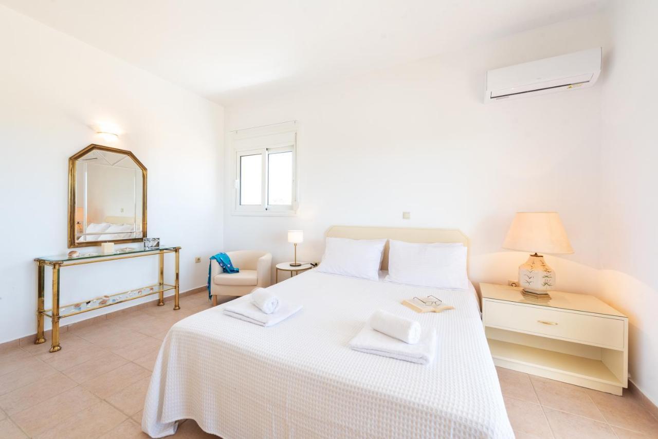 Ritas Gennadi Villa Екстер'єр фото