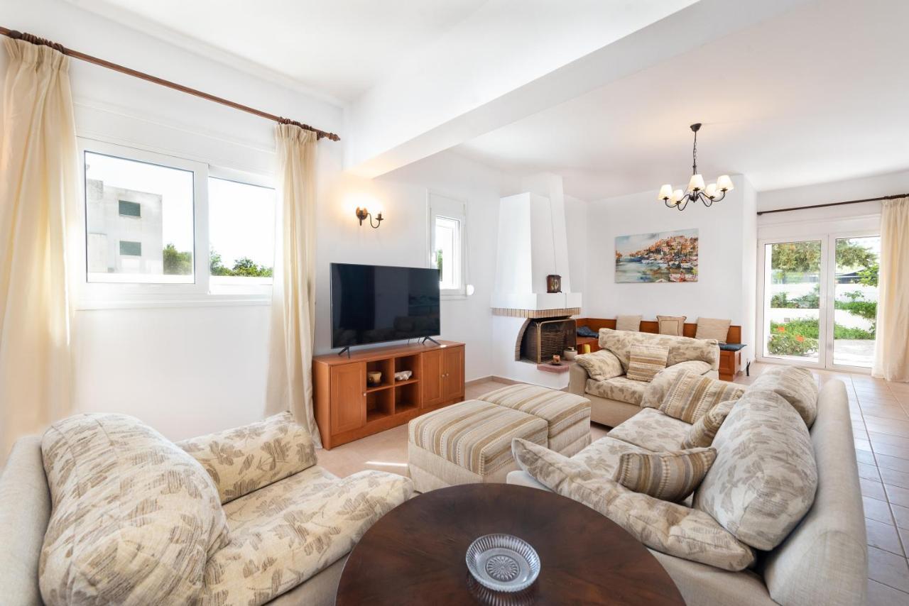 Ritas Gennadi Villa Екстер'єр фото